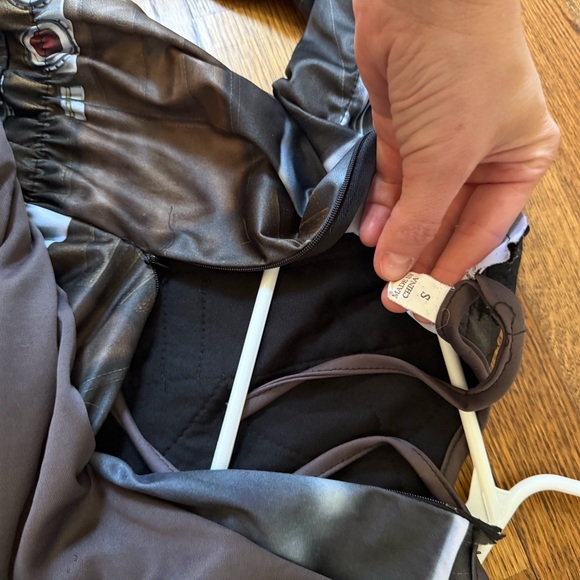 Disney Mandalorian Kids Costume - size Small - Picture 4 of 5